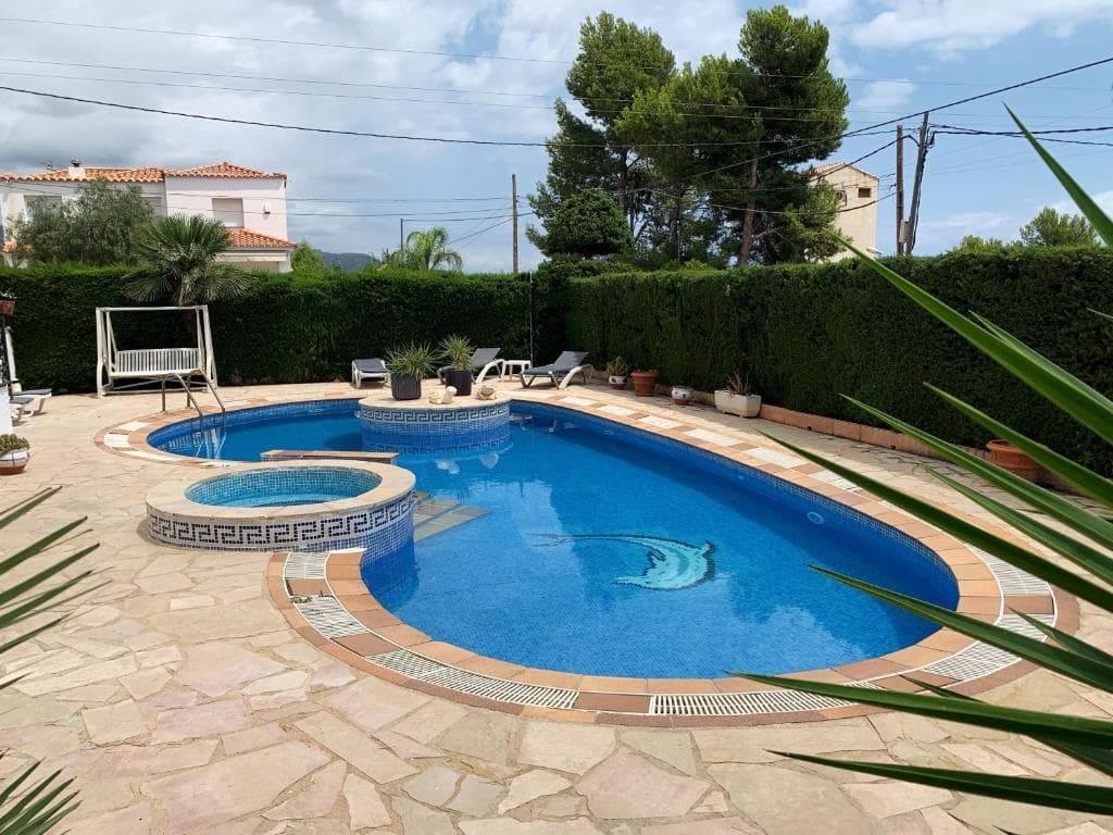 Villa Los Sauces | Piscinas & BBQ